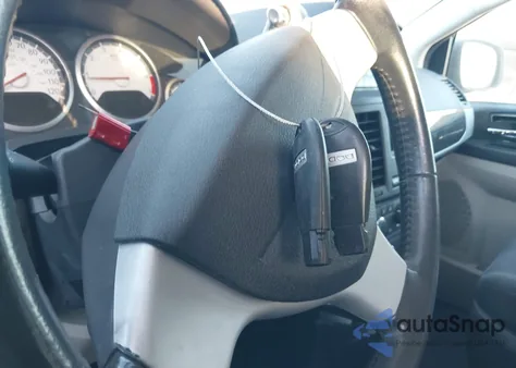 2010 Dodge Grand Caravan Sxt z USA, uszkodzony, nr VIN 2D4RN5D10AR146370